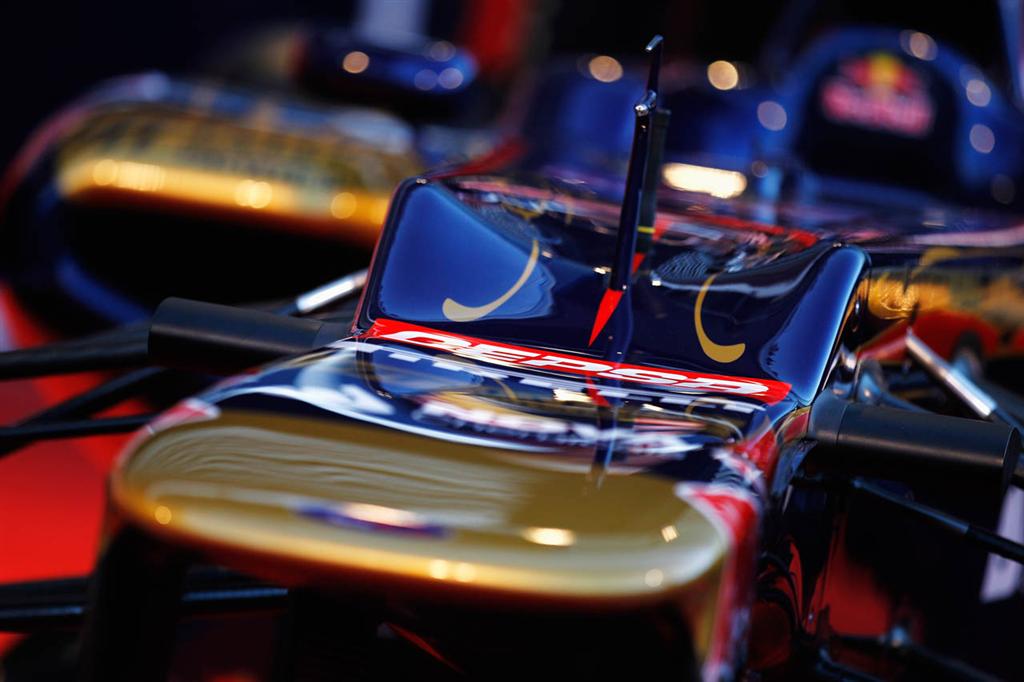 2012 Scuderia Toro Rosso STR7